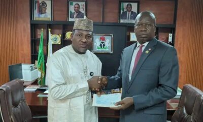 EFCC Hands Over Recovered N837Million To Katsina State Governor
