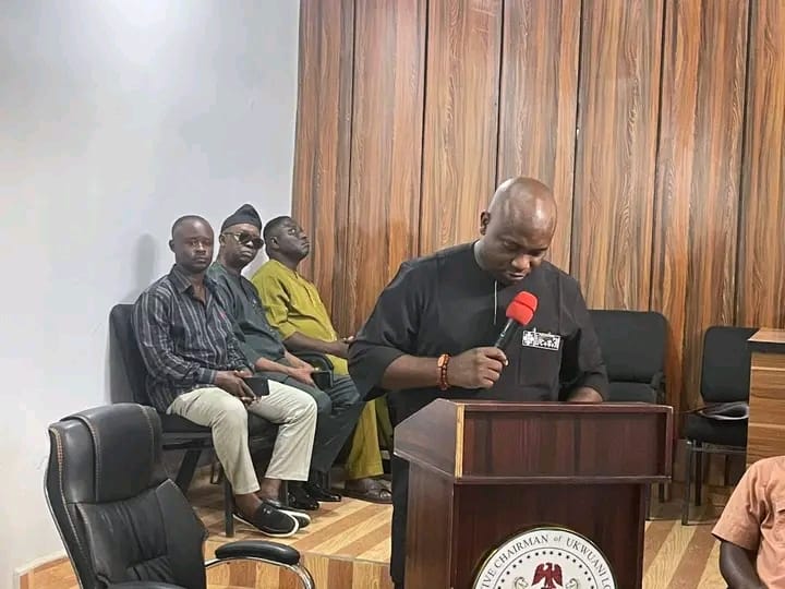 Ajede Presents Council Income And Expenditure Report To Ukwuani Legislative Arm