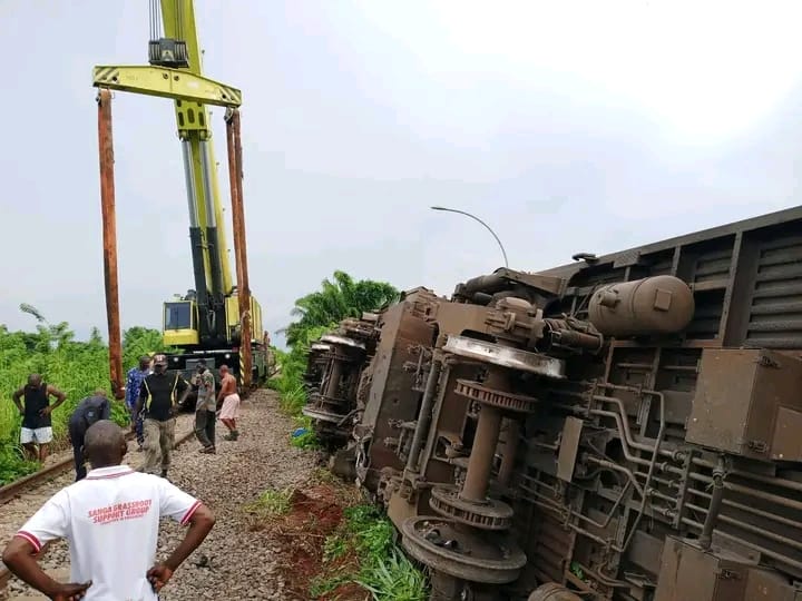 Six feared dead as Warri–Itakpe train derails, NRC confirms incident
