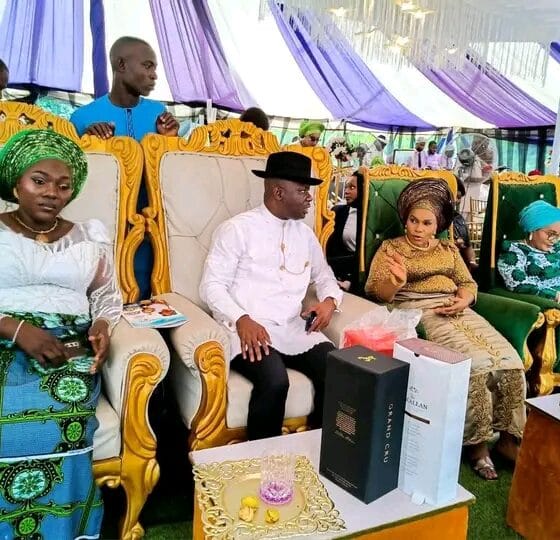 Akpowowo Thanks Oborevwori, Colleagues, Others For Support During Mother-In-Law’s Burial