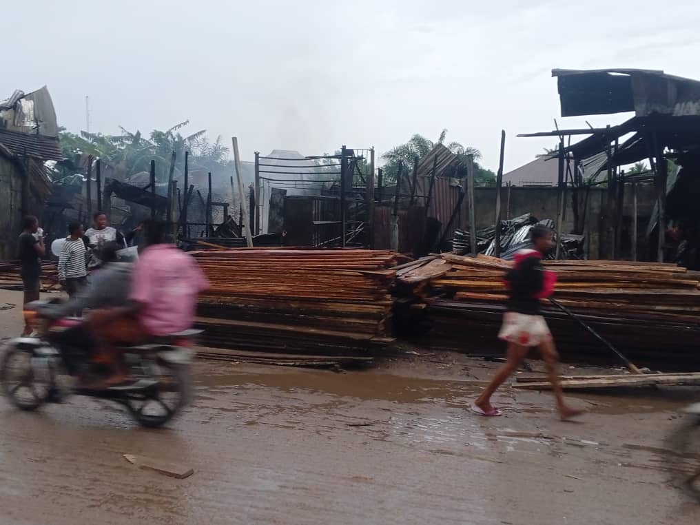 Fire Guts Three Shops In Abraka, Traders Count Millions In Losses