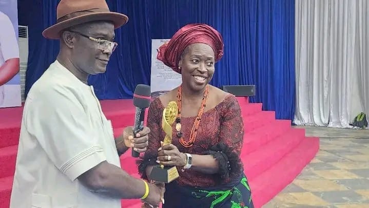 Rotary Club Of Yenagoa Honours Hon. Ebizi Ndiomu Brown
