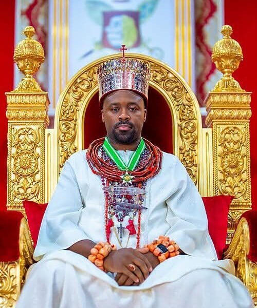 5TH CORONATION ANNIVERSARY: Oborevwori Celebrates Olu Of Warri
