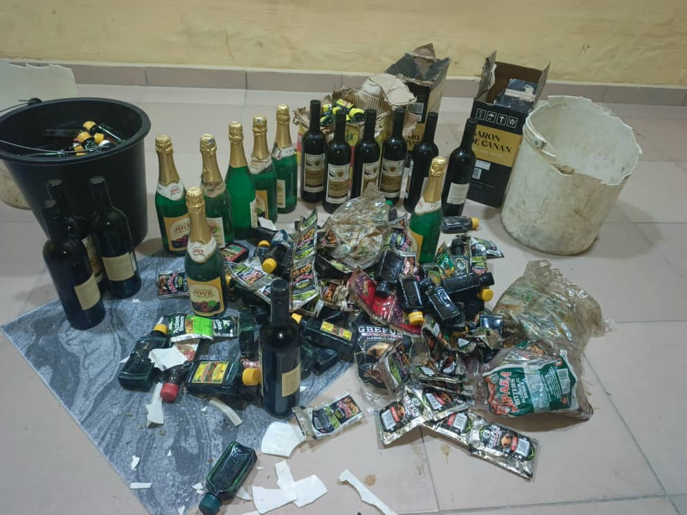 Police Arrest Suspected Female Gunrunner In Agbor, Intercept Adulterated Beverages In Warri