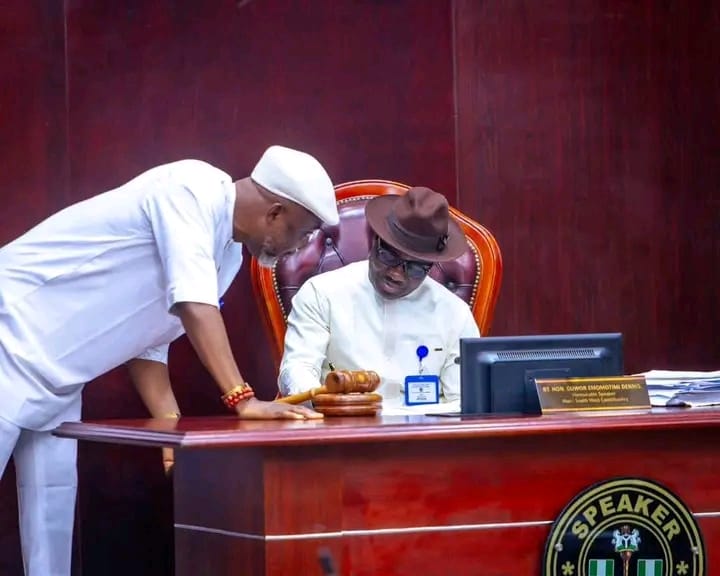 DTHA: 13th-Month Salary Bill Scales First Reading