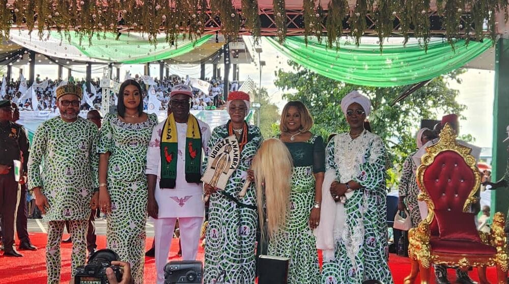Soludo Hails Tinubu's Reforms As First Lady, Oluremi Tinubu, Launches Food Bank In Anambra