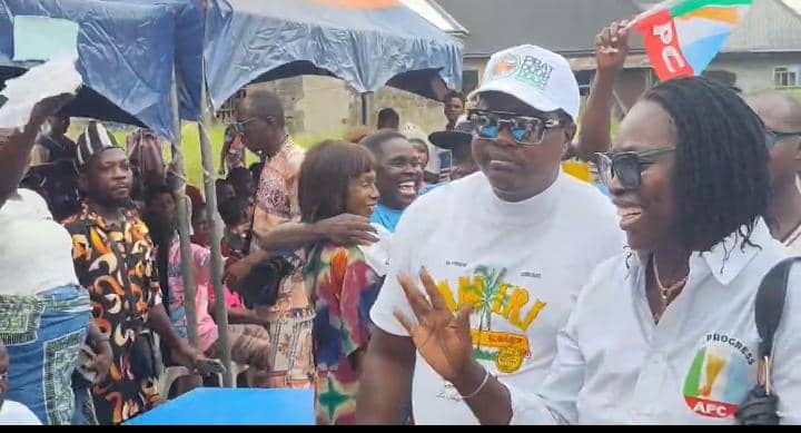 2027: Ebizi Embarks On APC Ward Sensitization Tour To Odoni, Agbere, Receives Royal Blessings